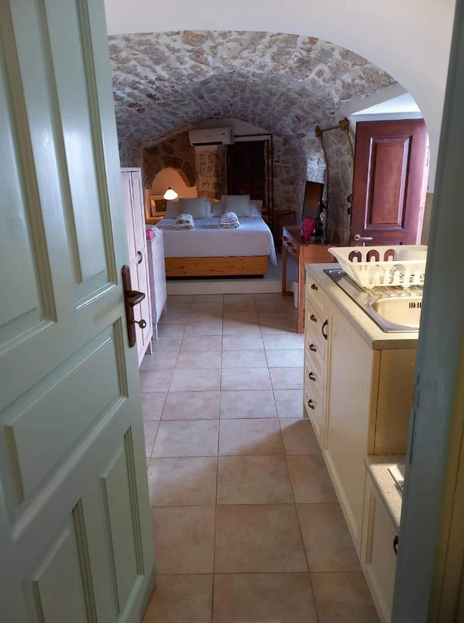 Apartmán Amalia Chalki Town