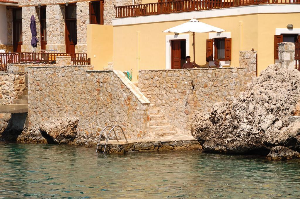 Apartament Amalia Chalki Town